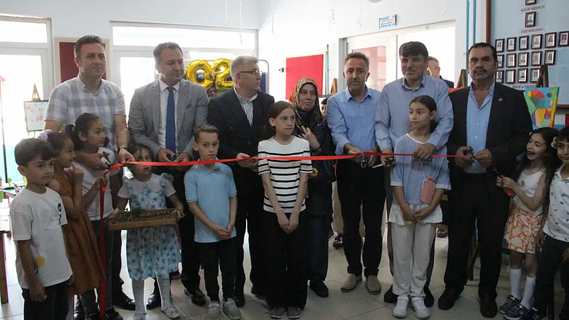 Fatih İlkokulu'nda sergi ve kermes etkinliği