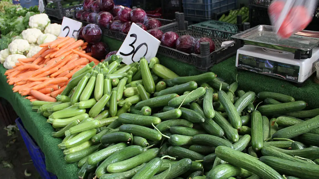 Kış Gelmesine Rağmen Pazarda Fiyatlar Düşüşte