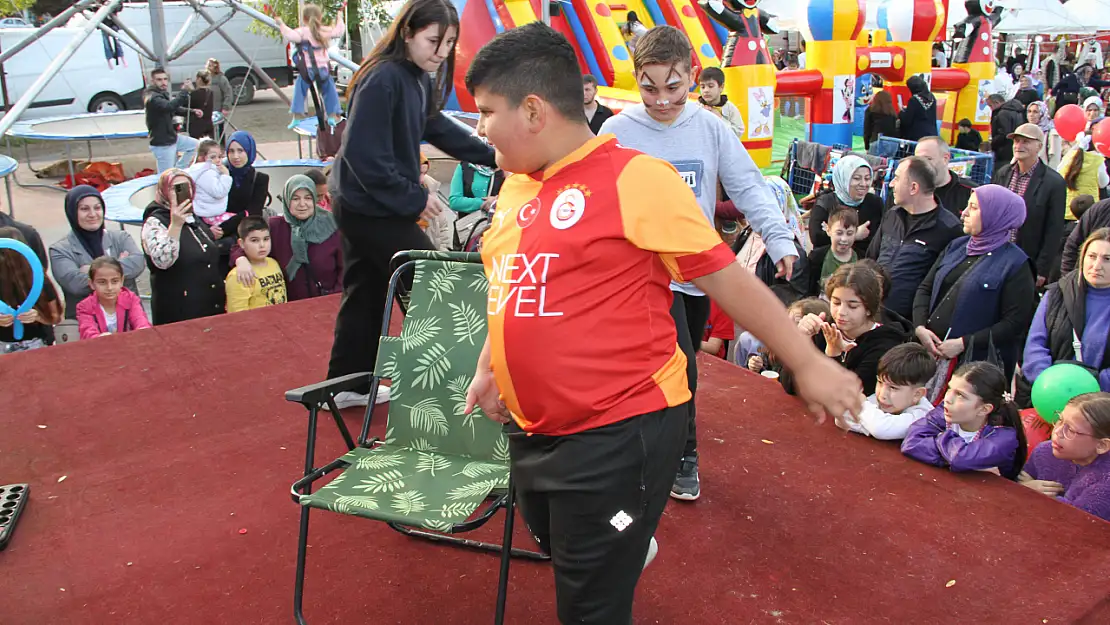 Lezzet ve Eğlence Şöleni Devam Ediyor