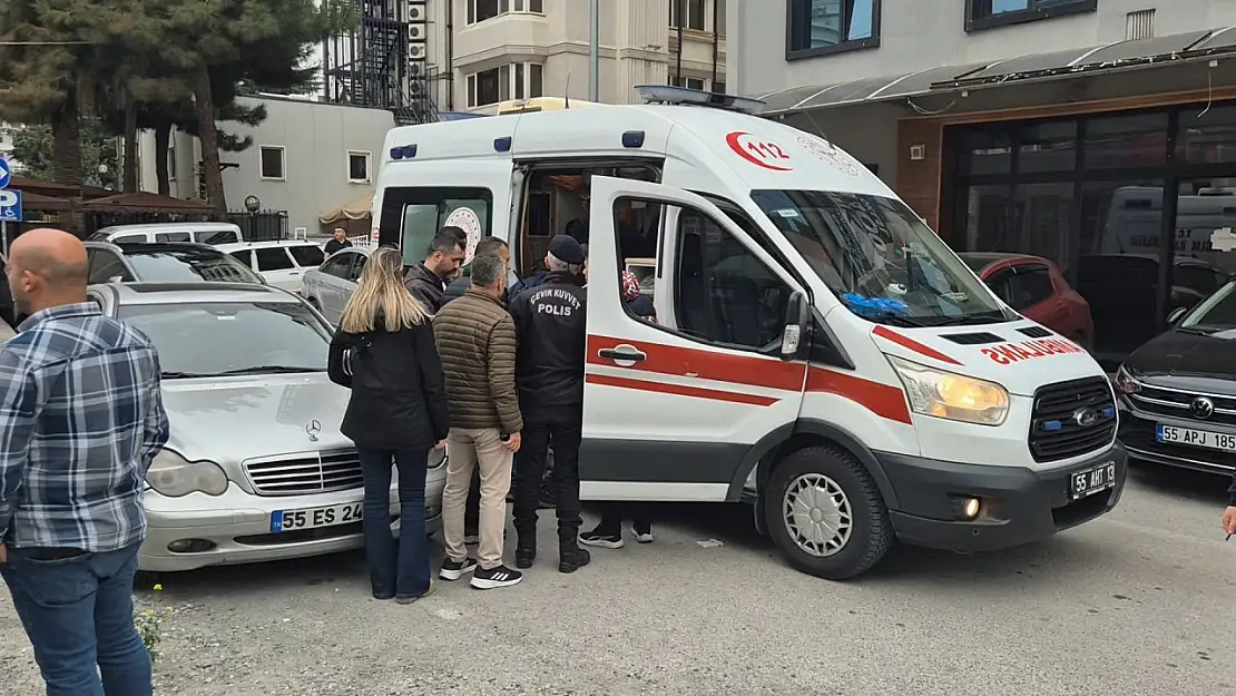 Samsun'da 17 Yaşındaki Çocuk Bıçaklı Saldırıda Yaralandı