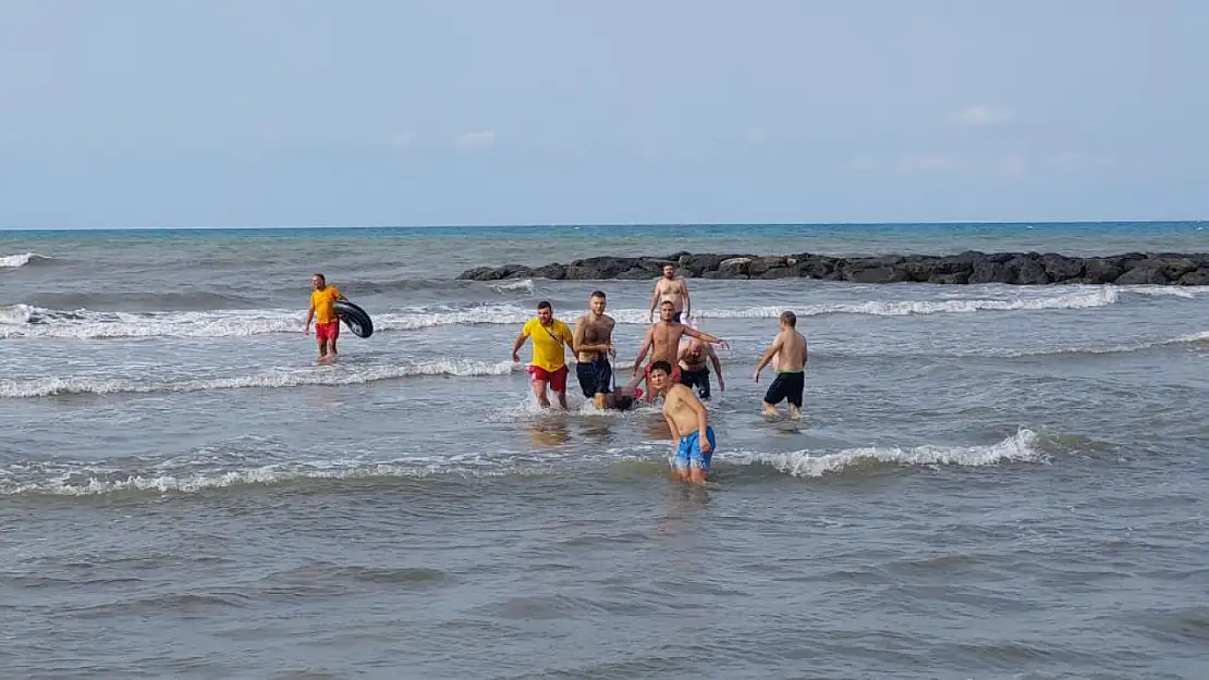 Samsun'da Denizde Can Pazarı!