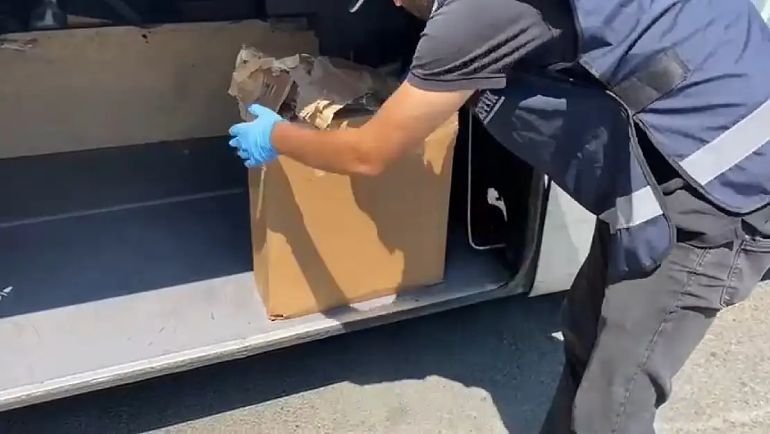 Samsun Otogarındaki Yolcu Otobüsünde Şoke Eden Uyuşturucu