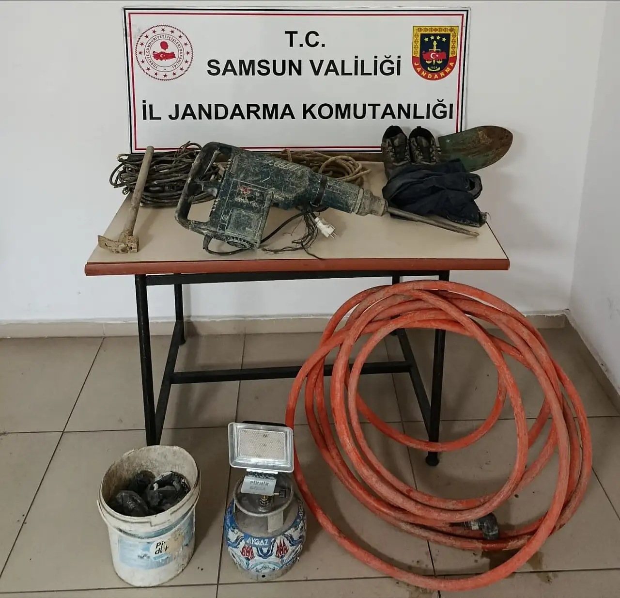 Kaçak kazıya suçüstü