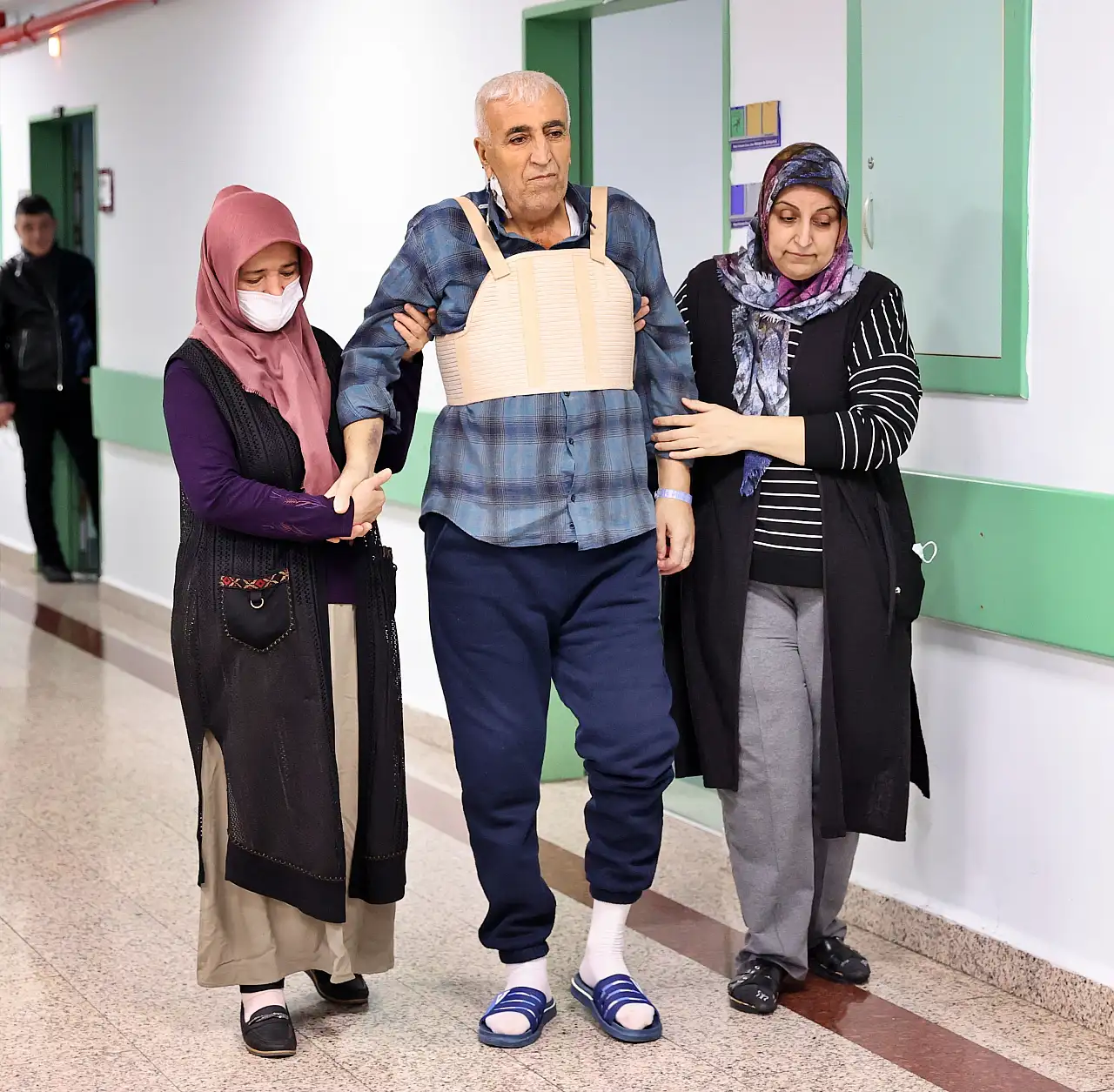 Nefes Alamıyordu, 8 Saatlik Ameliyatla Sağlığına Kavuştu