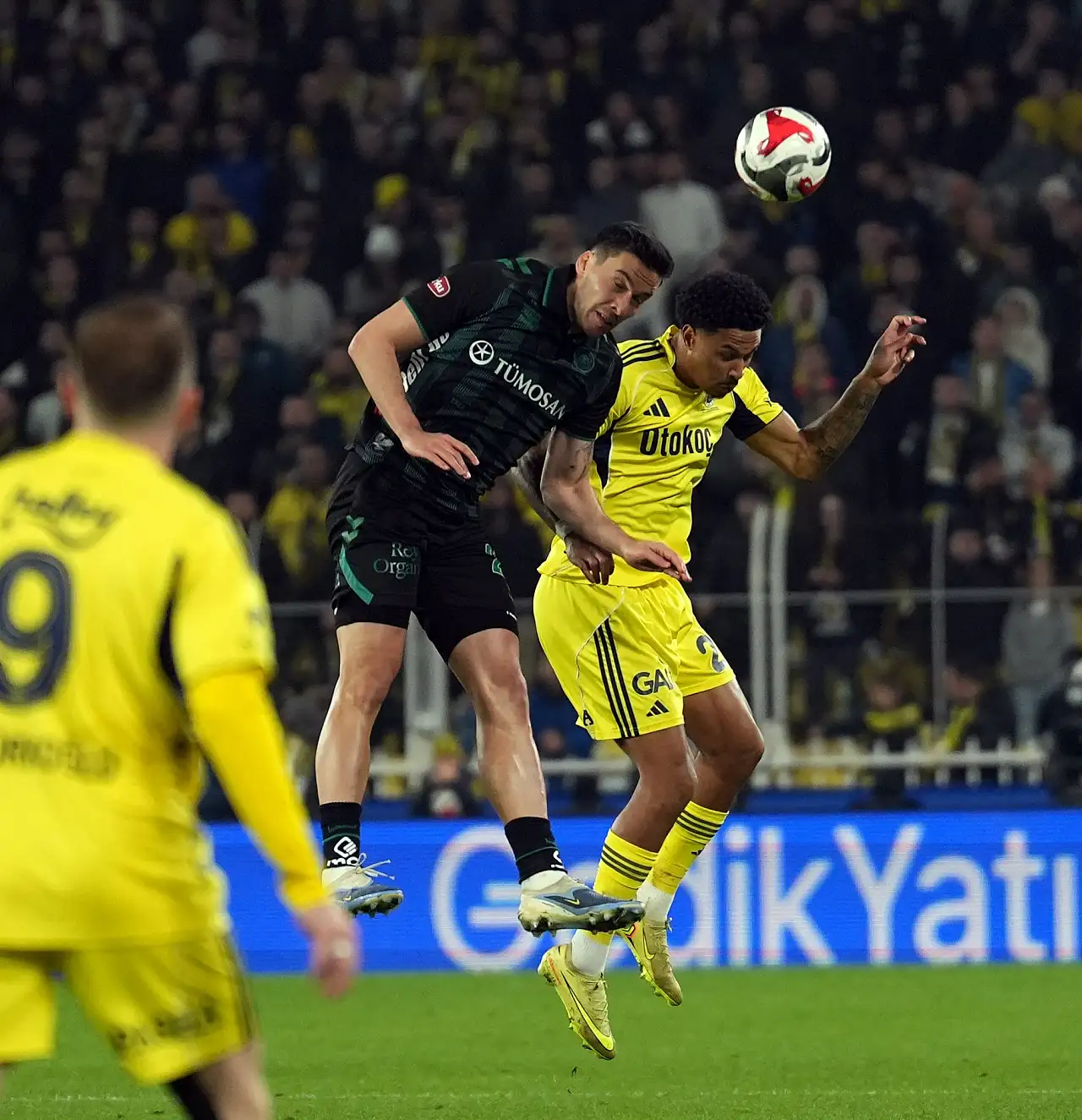 Fenerbahçe, 16. haftayı da namağlup geçti