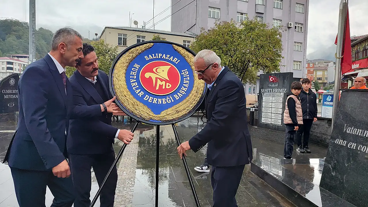 Salıpazarı'nda Muhtarlar Günü kutlandı