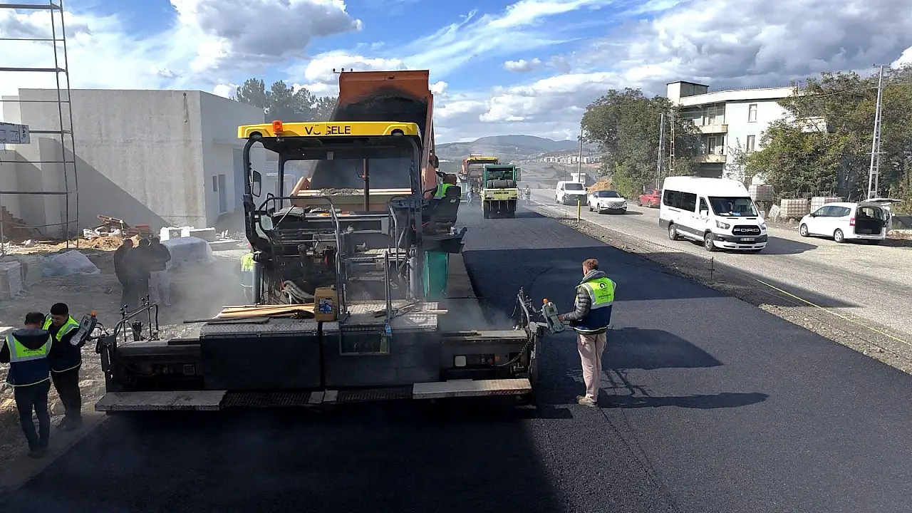 Büyükşehir'in Yol Hamlesi Hız Kesmiyor