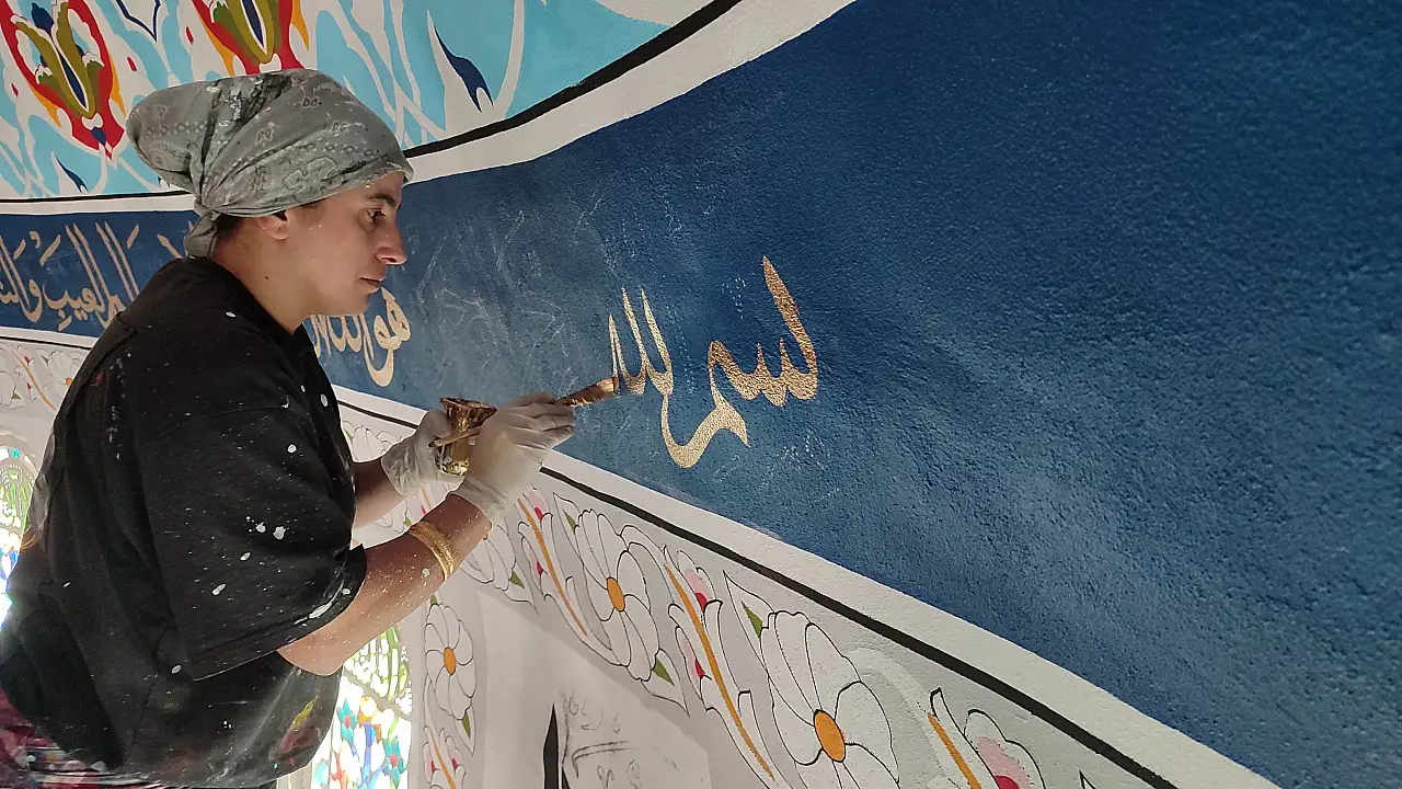 Kadın Nakkaşlar Samsun'da Camileri Motiflerle Donatıyor