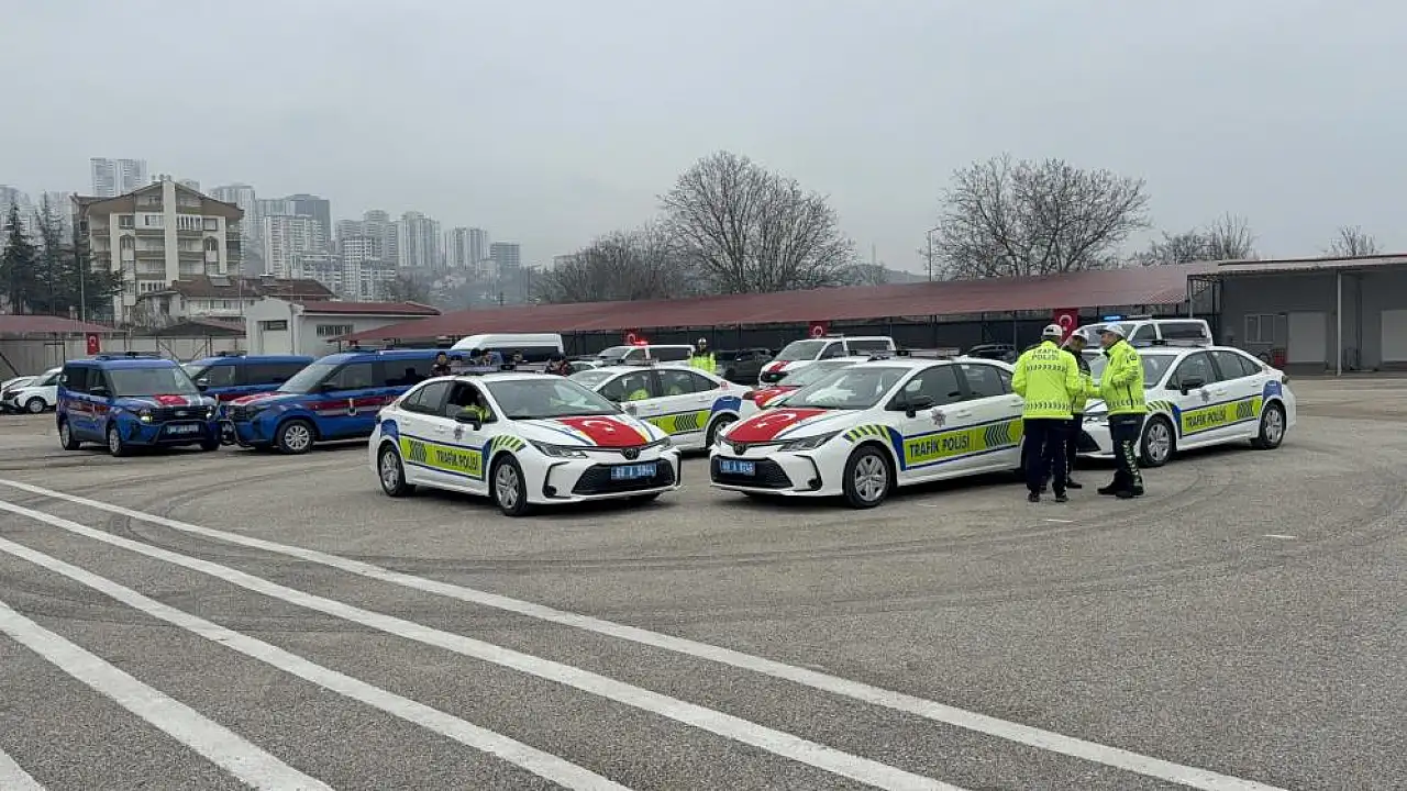 Tokat'ta emniyet ve jandarmaya 79 yeni hizmet aracı