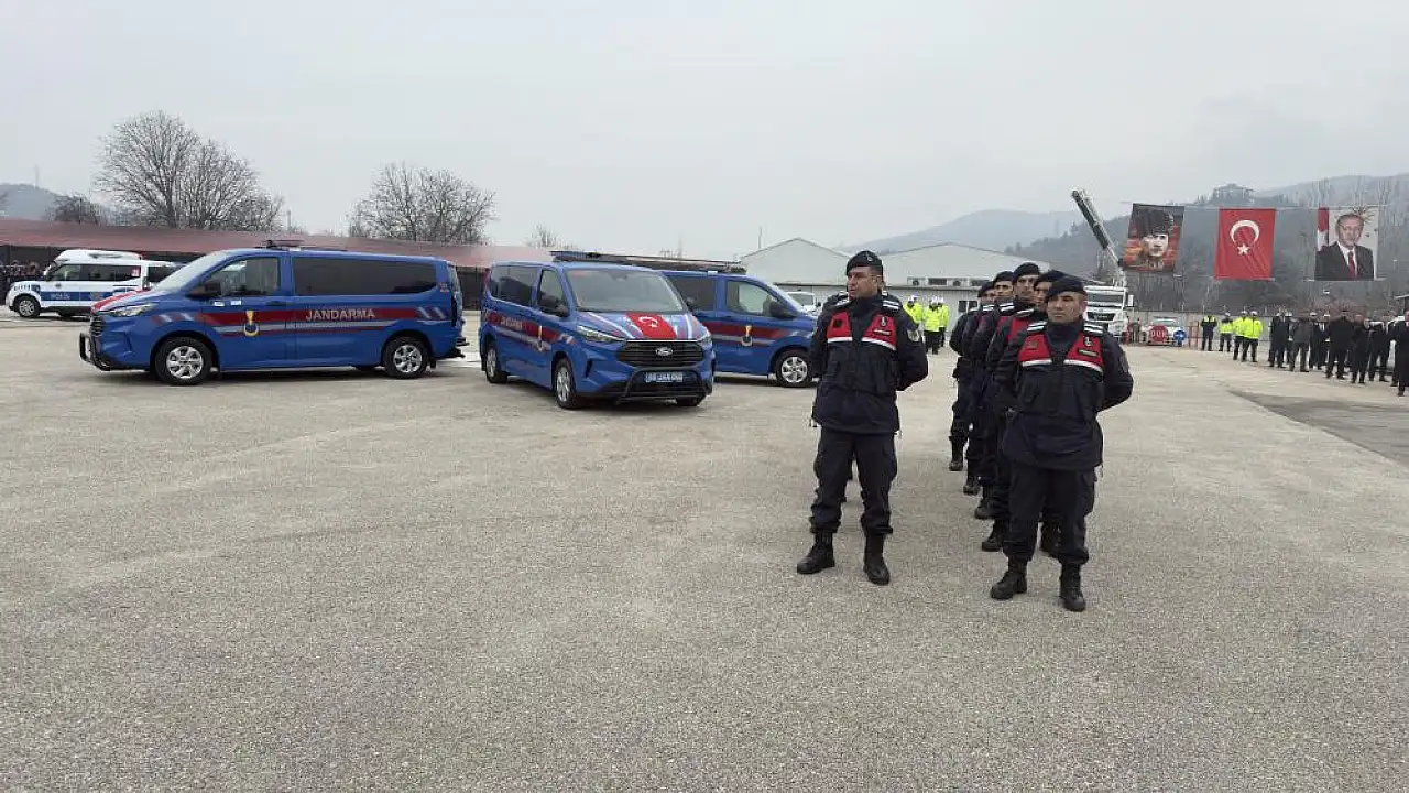 Tokat'ta emniyet ve jandarmaya 79 yeni hizmet aracı