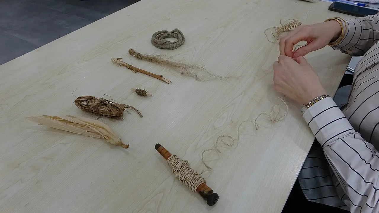 Türkiye'de bir ilk: Mısır koçanından kıyafet üretildi