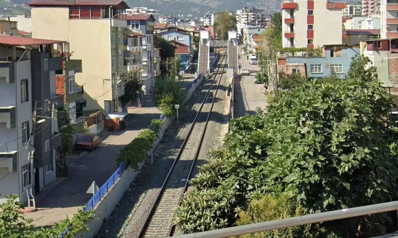 Samsun'un ortasındaki 'demir duvar'