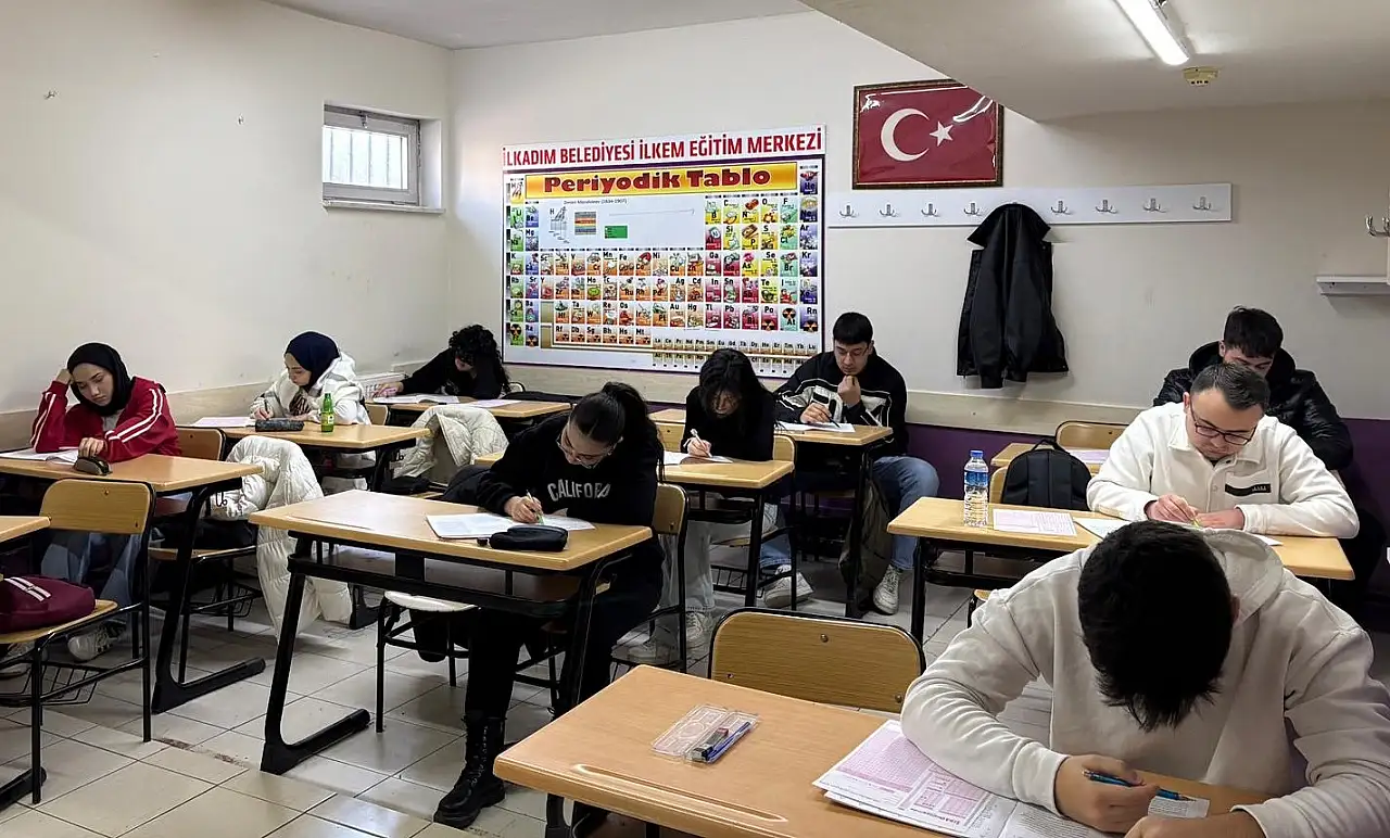 İLKEM'den YKS ve LGS'ye Hazırlık Kampı