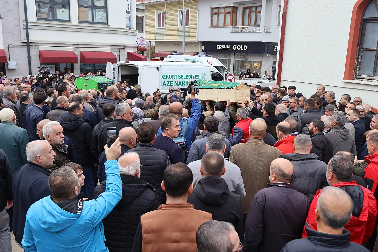 Bozkurt'ta Kaybolan Anne ve Oğlu Toprağa Verildi