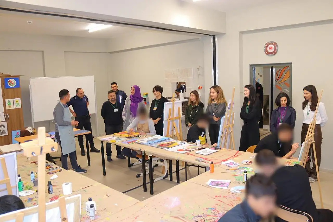 OMÜ'den Cezaevindeki Çocuklara 'Bilim Kafe' ile Destek