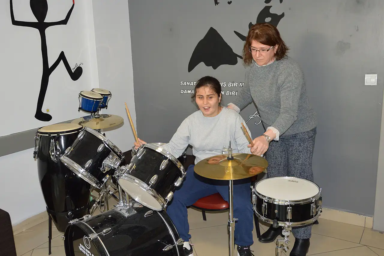 Havza'da Özel Öğrencilerin Becerileri Sanata Dönüşüyor
