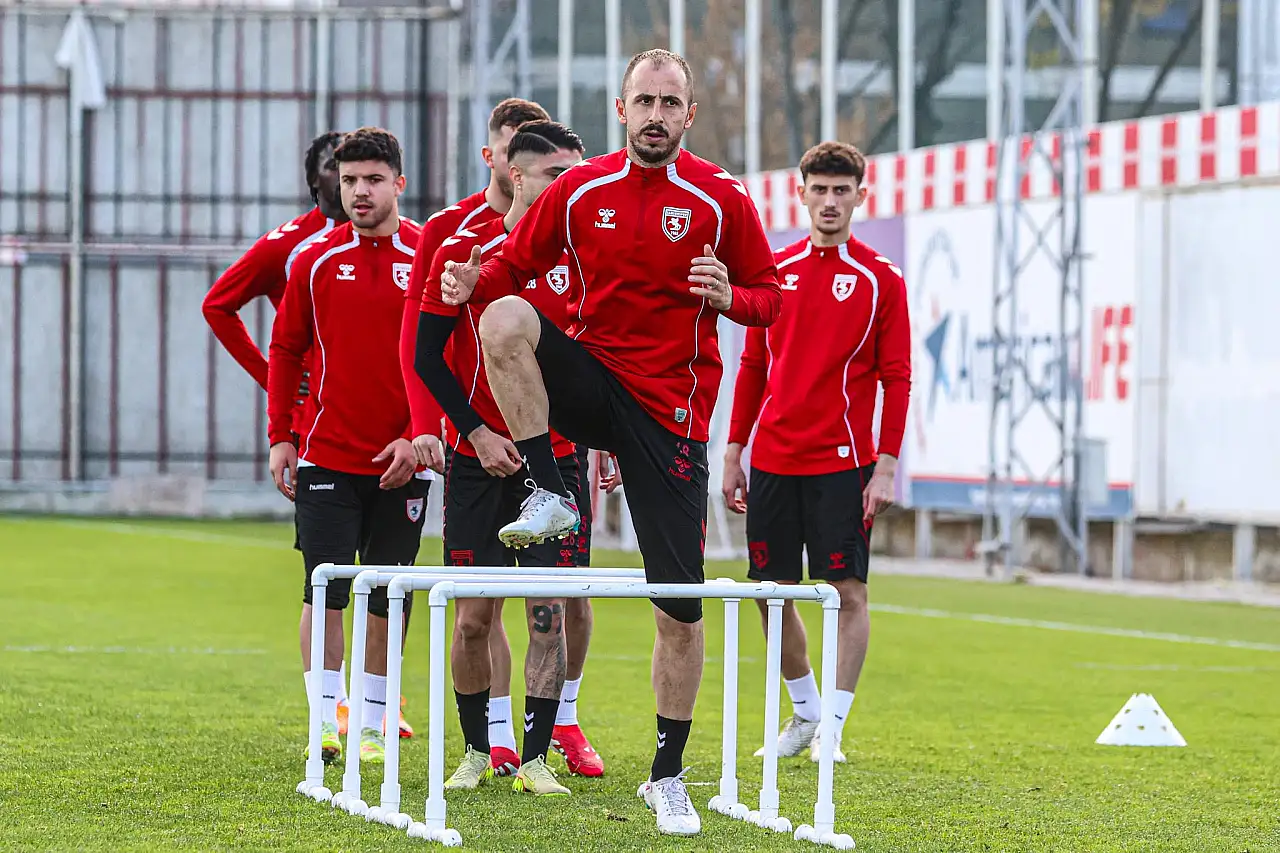 Galatasaray Mesaisi Sürüyor