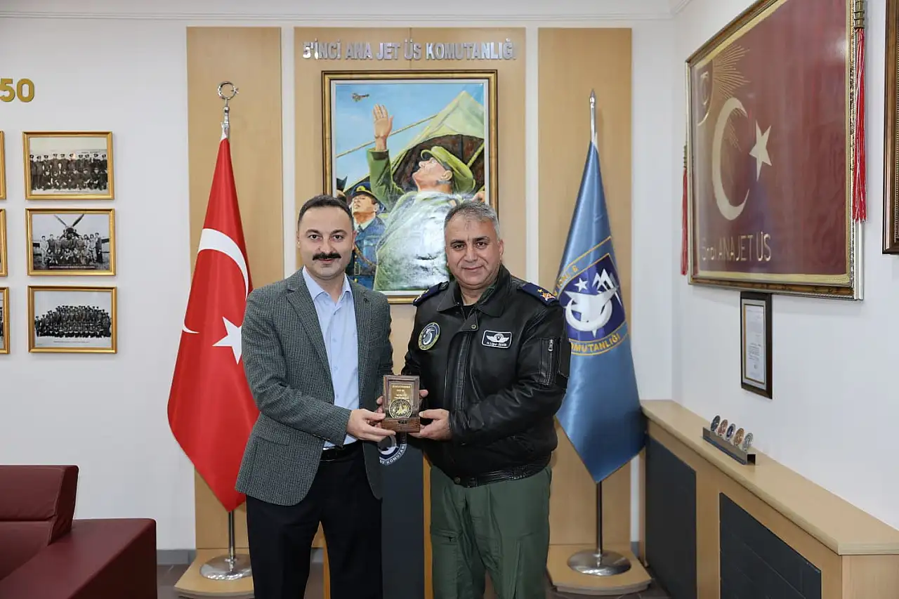 Havza Kaymakamı Ayvat'tan 5. Ana Jet Üs Komutanlığına taziye ziyareti