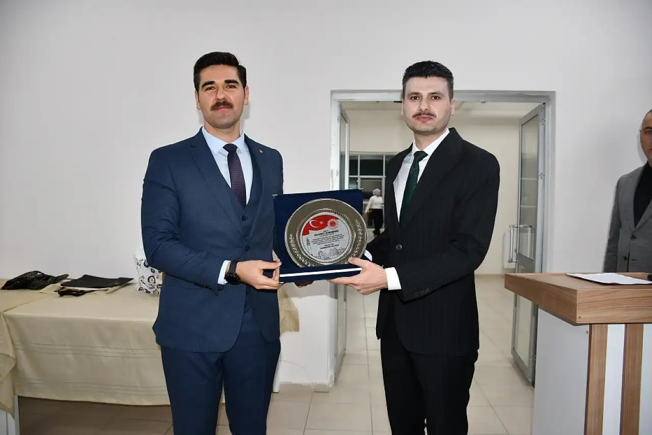 Vezirköprü'de görev yeri değişen hakim ve savcılara veda programı