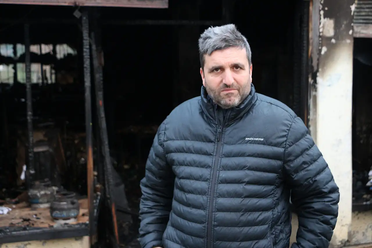 Şüpheli şahıs bakkalı ateşe verdi: 'Veresiye alamazsın' husumeti!