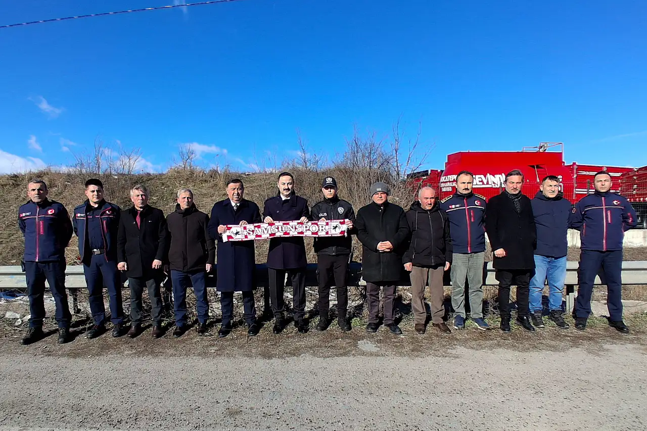Kaza yerinde karanfil, yüreklerde aynı sızı: 37 yıl geçti