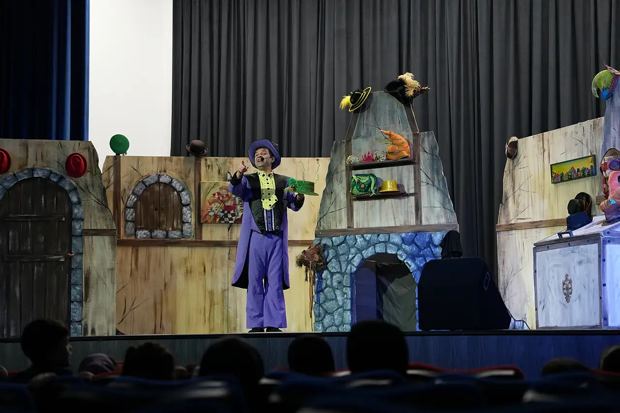 Bafra'da 'Bir Külkedisi Hikayesi' çocuklarla buluştu