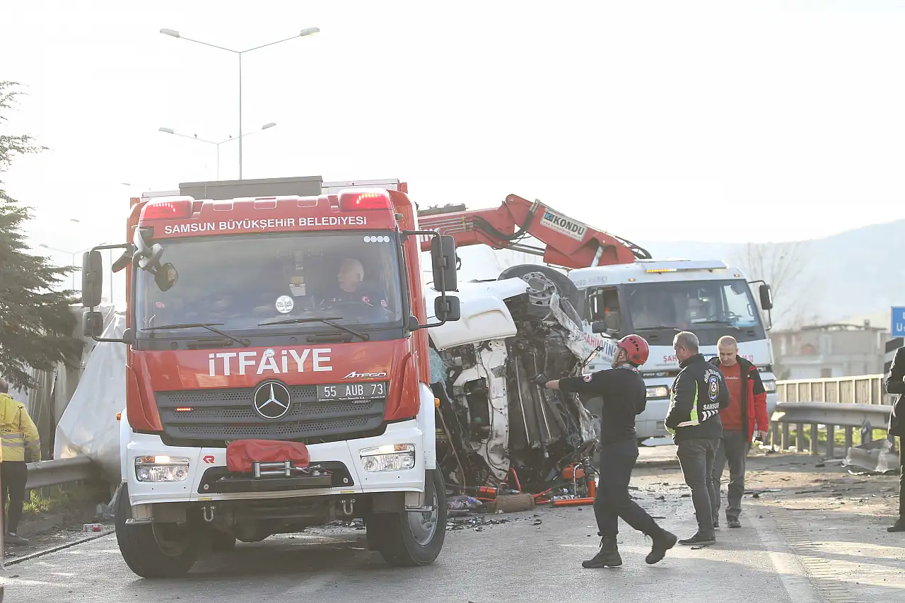 Samsun'daki trafik kazasında 1 kişi öldü, 3 kişi yaralandı