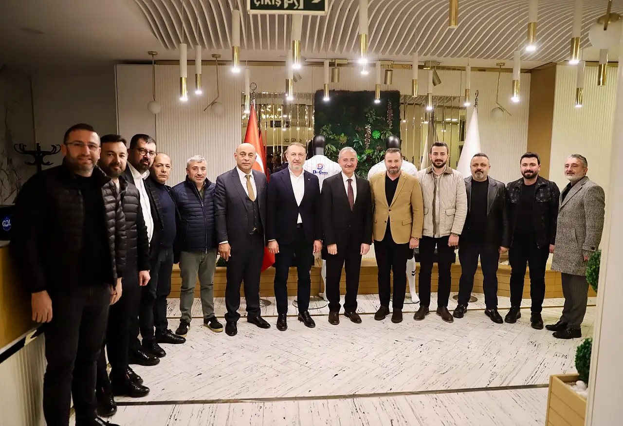 Başkan Dündar: 'Çarşambaspor'umuzun başarısı için el ele vermeyi sürdüreceğiz'