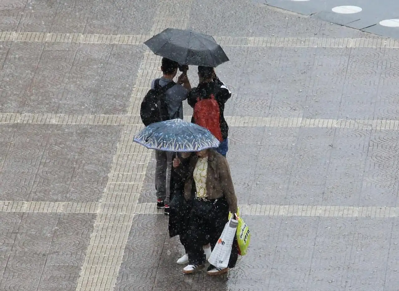 Samsun ve İlçelerinde Sağanak ve Gökgürültülü Yağış Etkili Olacak (9 Ekim 2025 Hava Durumu)