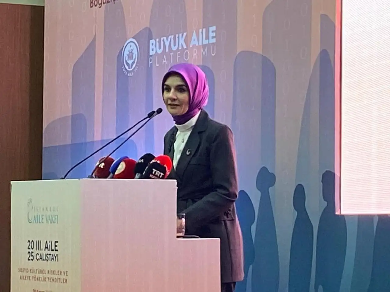 Bakan Göktaş: 'Aileyi korumak, gelecek nesillere karşı sorumluluğumuzdur'