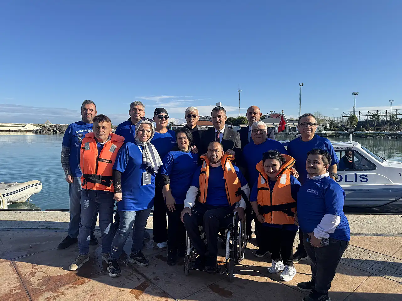 120 özel sporcu Dragon Bot'ta kürek çekti