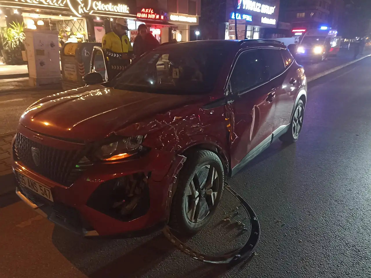 Samsun'da kaza : Savrulan Araç Karşı Şeride Geçti