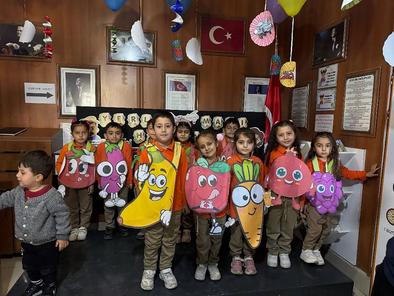 Vezirköprü'de Öğrencilere Yerli Üretim Bilinci Aşılandı