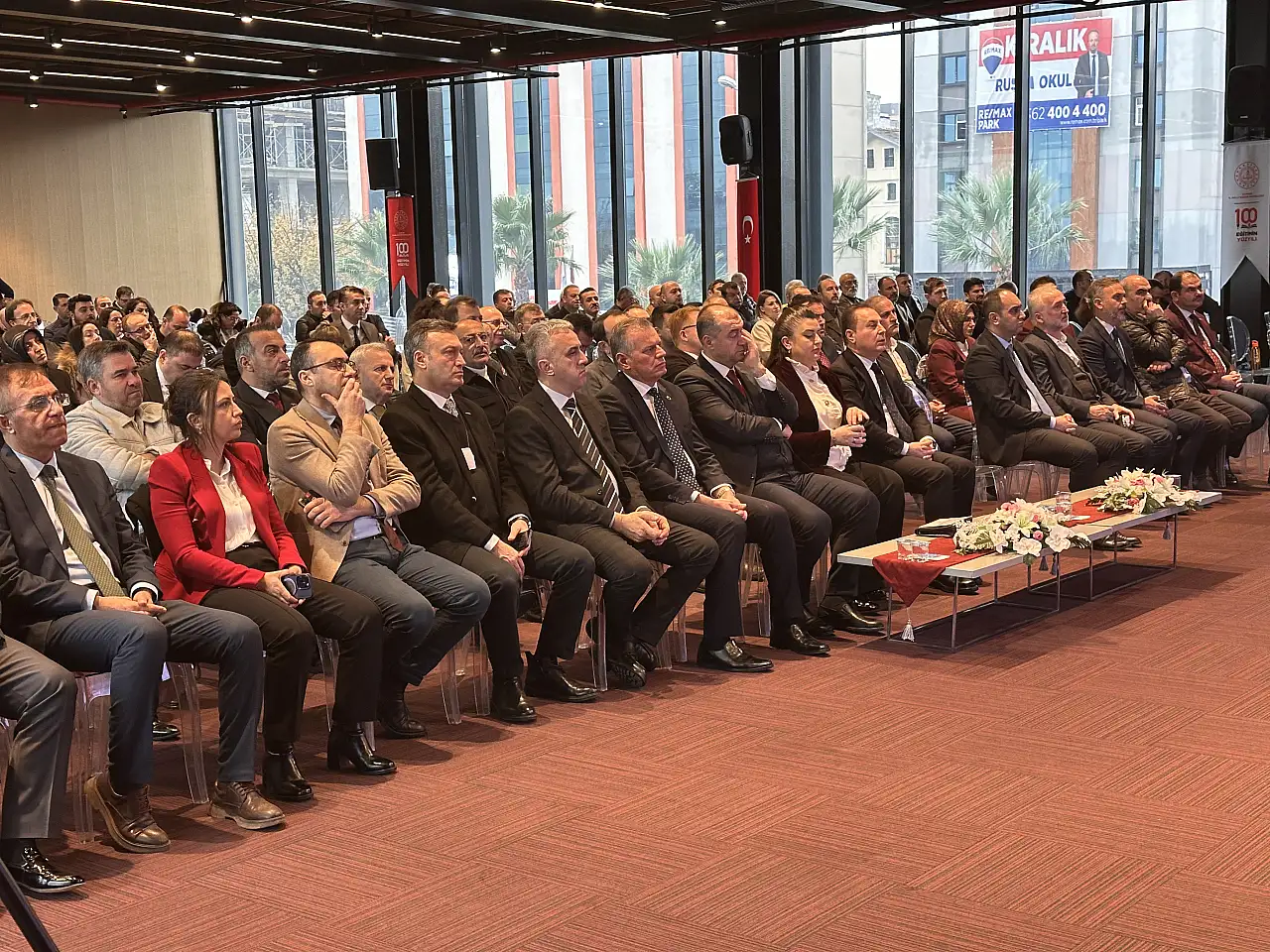 2030'da Satılan Araçların Yarısının Elektrikli Olması Bekleniyor