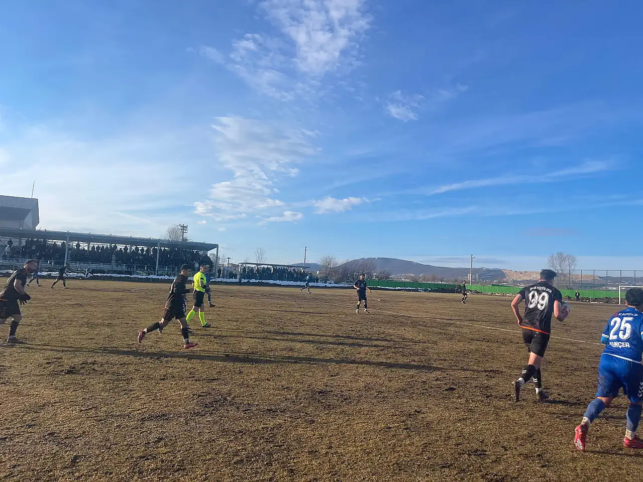 Ladik Belediyespor lideri devirdi