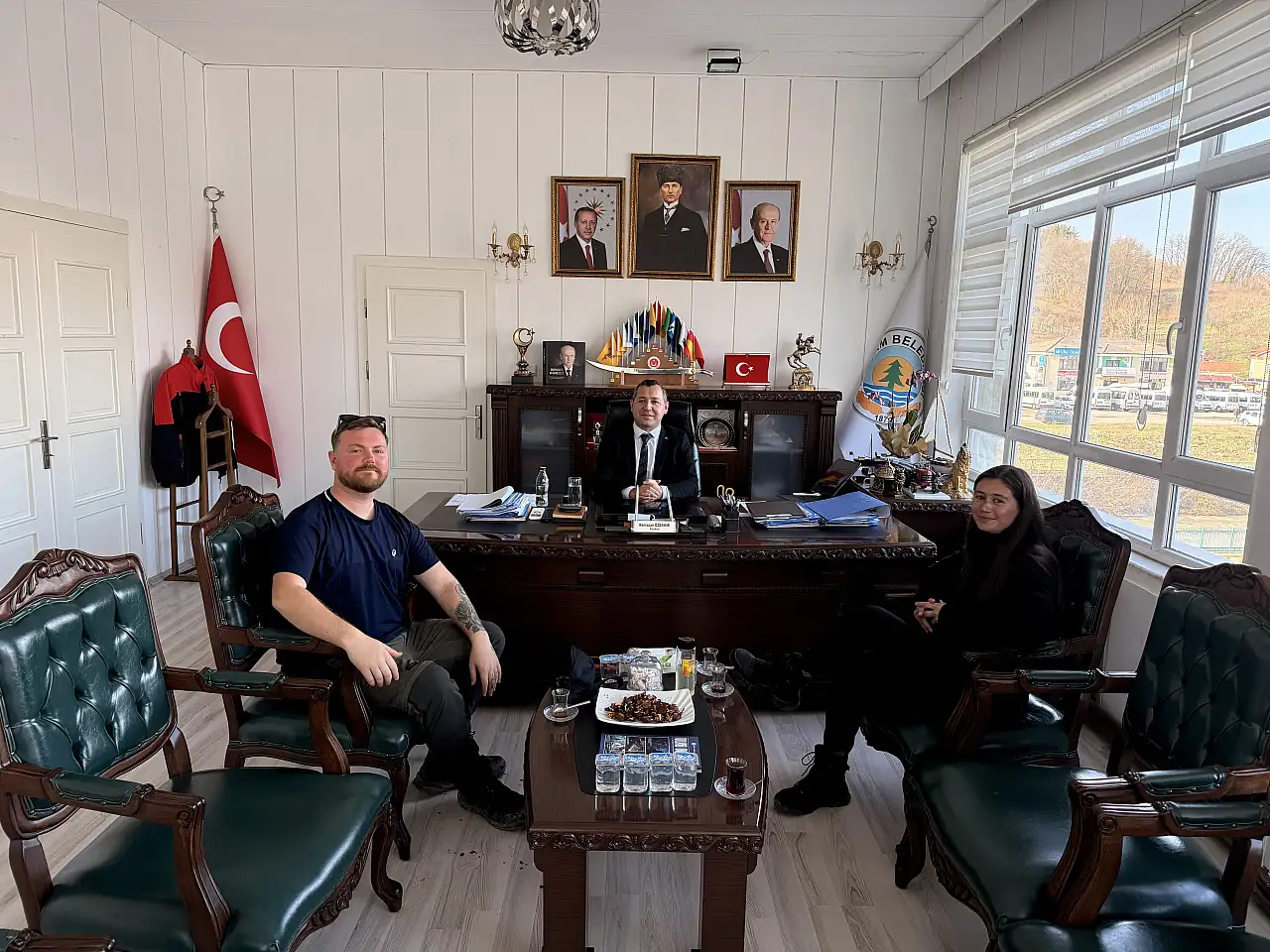 İngiltere'den Yola Çıktılar, Alaçam'da Mola Verdiler: Hedef Vietnam