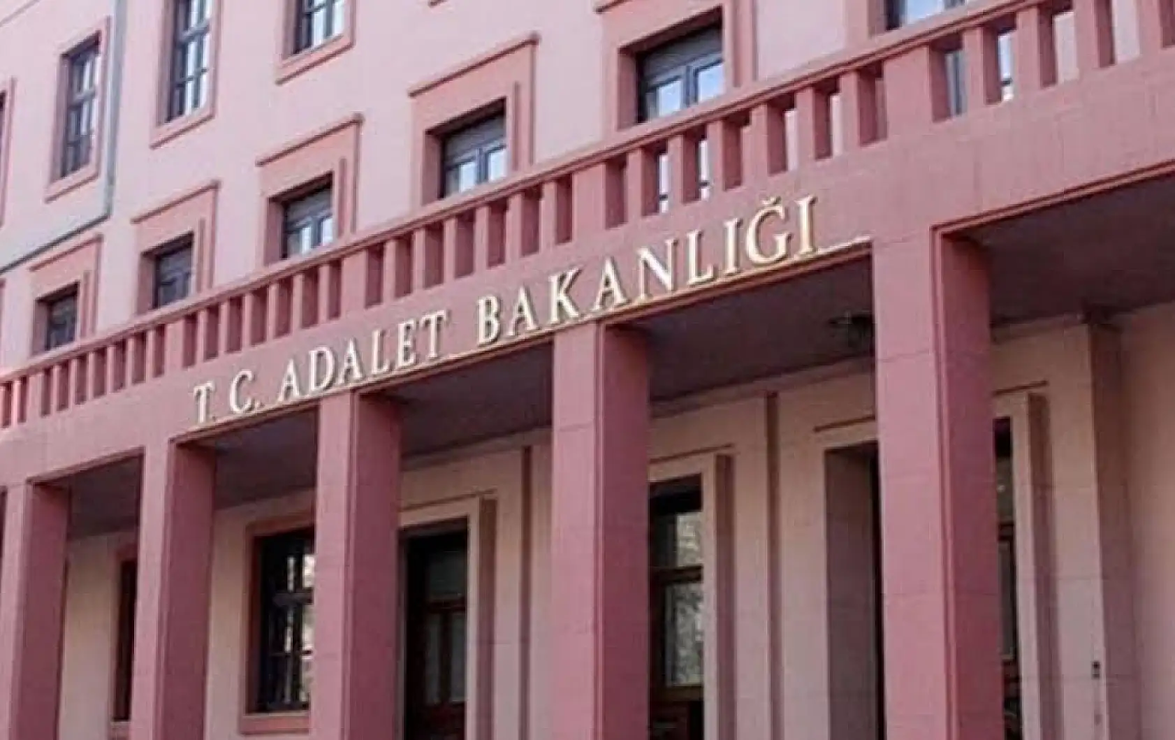 Adalet Bakanlığı Promosyon İhalesinde Beklenti 150 Bin TL'ye Çıktı!