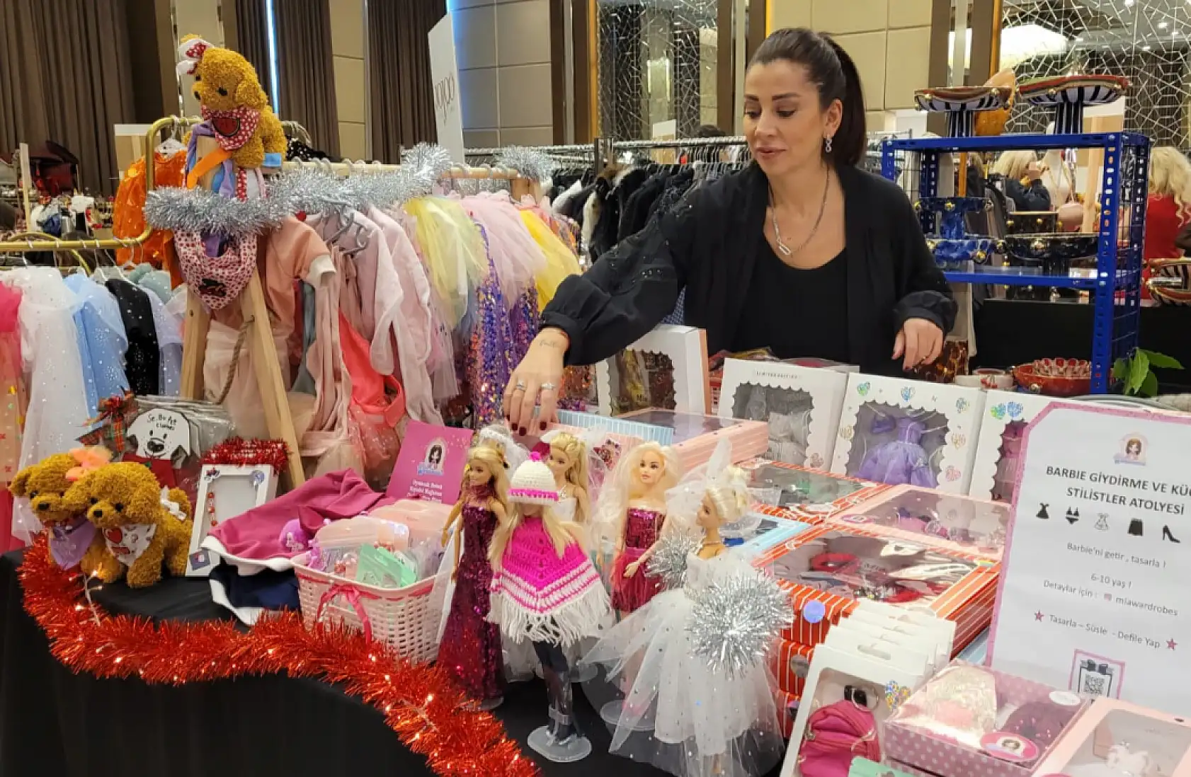 Samsun'da kadın girişimci oyuncak bebekler için kıyafet tasarlıyor