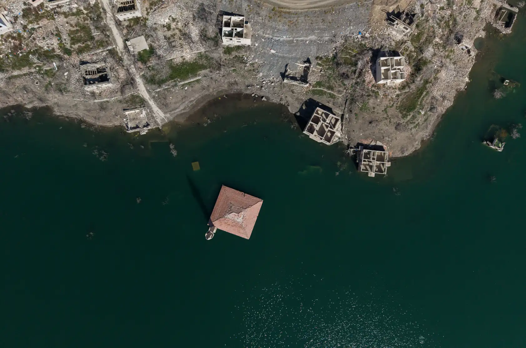 Eski Yusufeli gün yüzüne çıktı