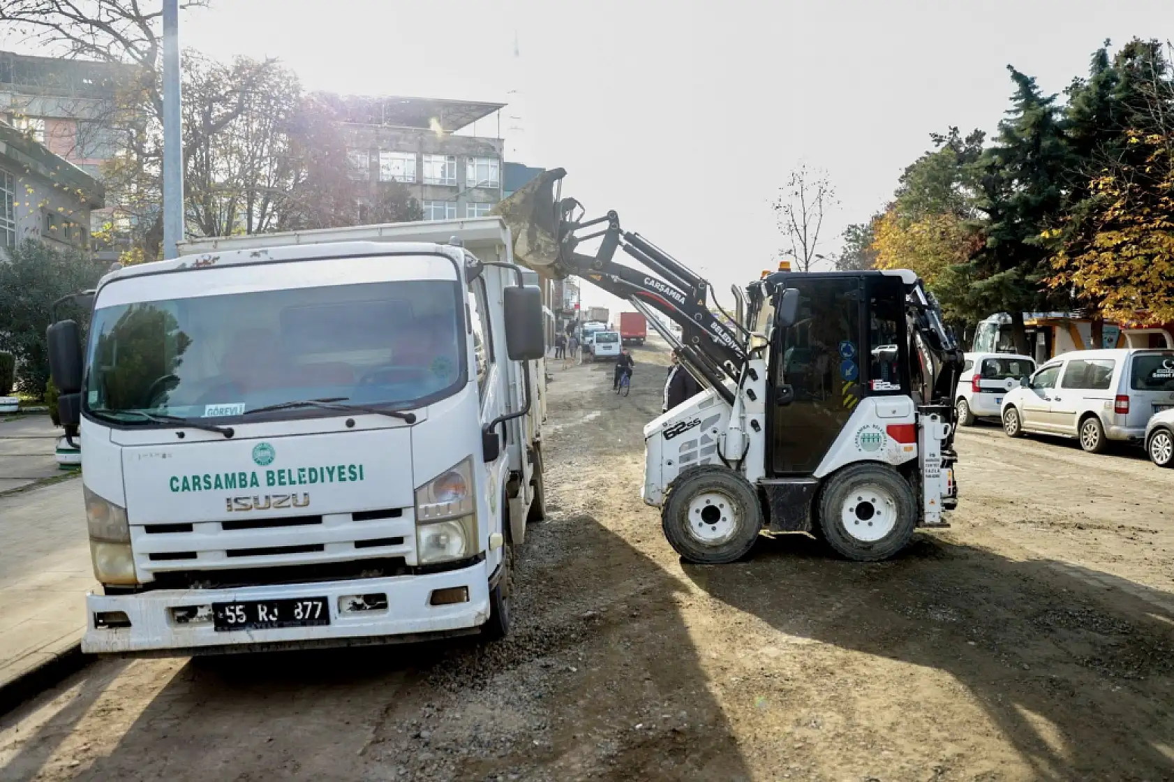 Başkan Hüseyin Dündar Üstyapı Çalışmalarını Yerinde İnceledi