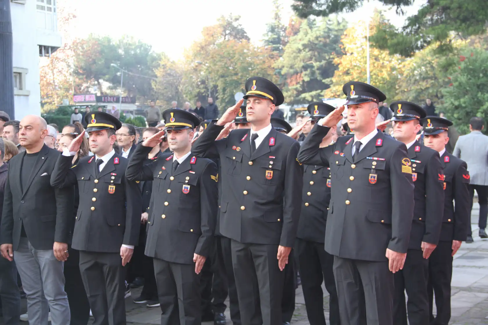Çarşamba, Atatürk'ü Saygıyla Andı