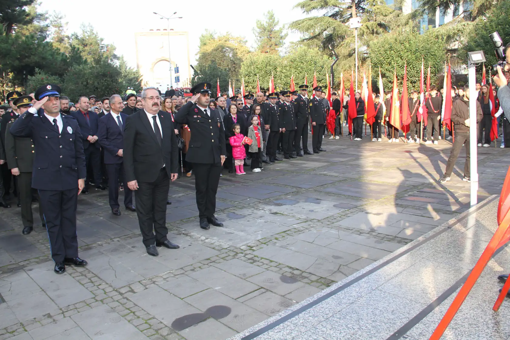 Çarşamba, Atatürk'ü Saygıyla Andı