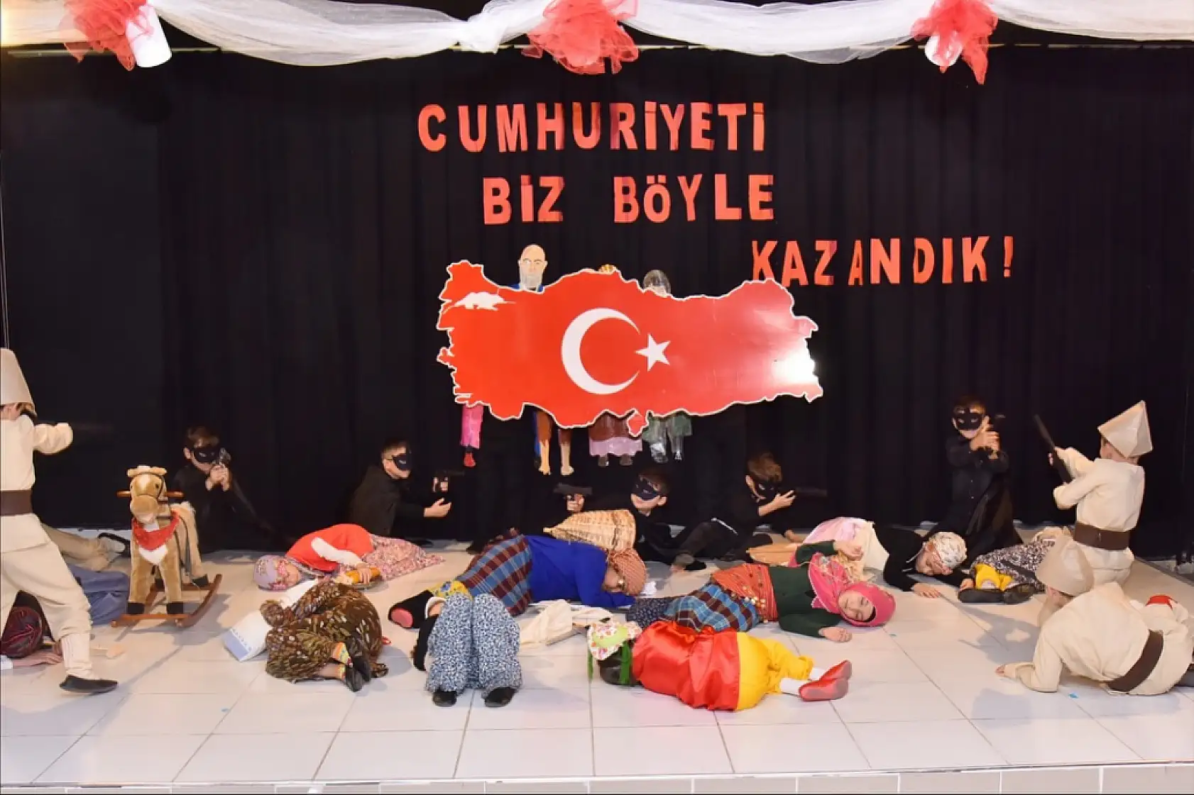 Tekkeköy'de Cumhuriyet coşkusu  kutlandı