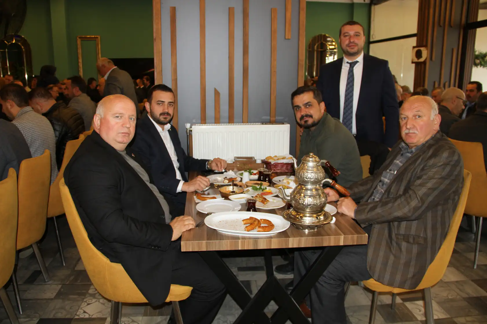 Çarşamba'da Muhtarlar kahvaltıda bir araya geldi