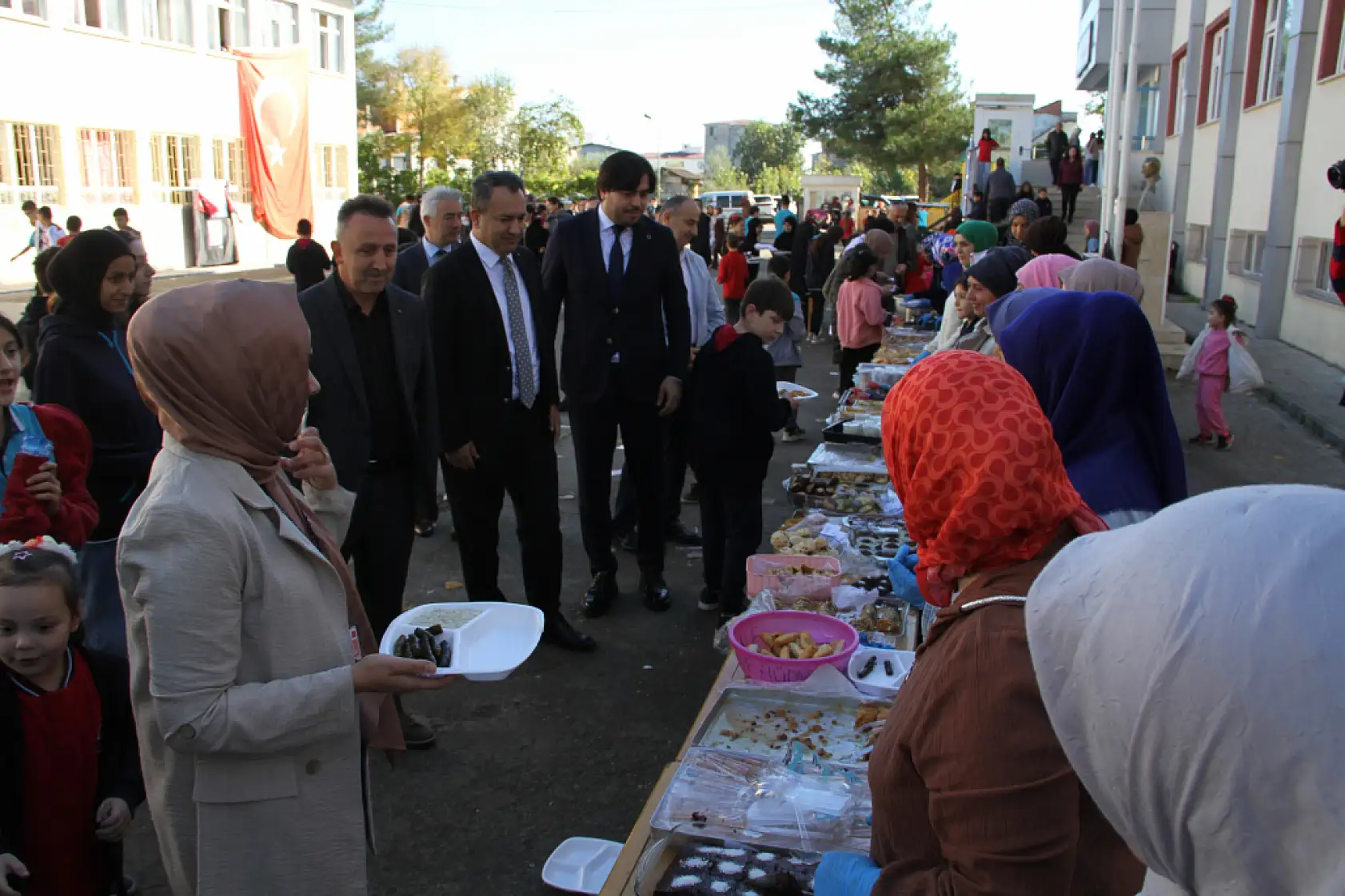 Öğrencilerden Gazze Yararına Kermes
