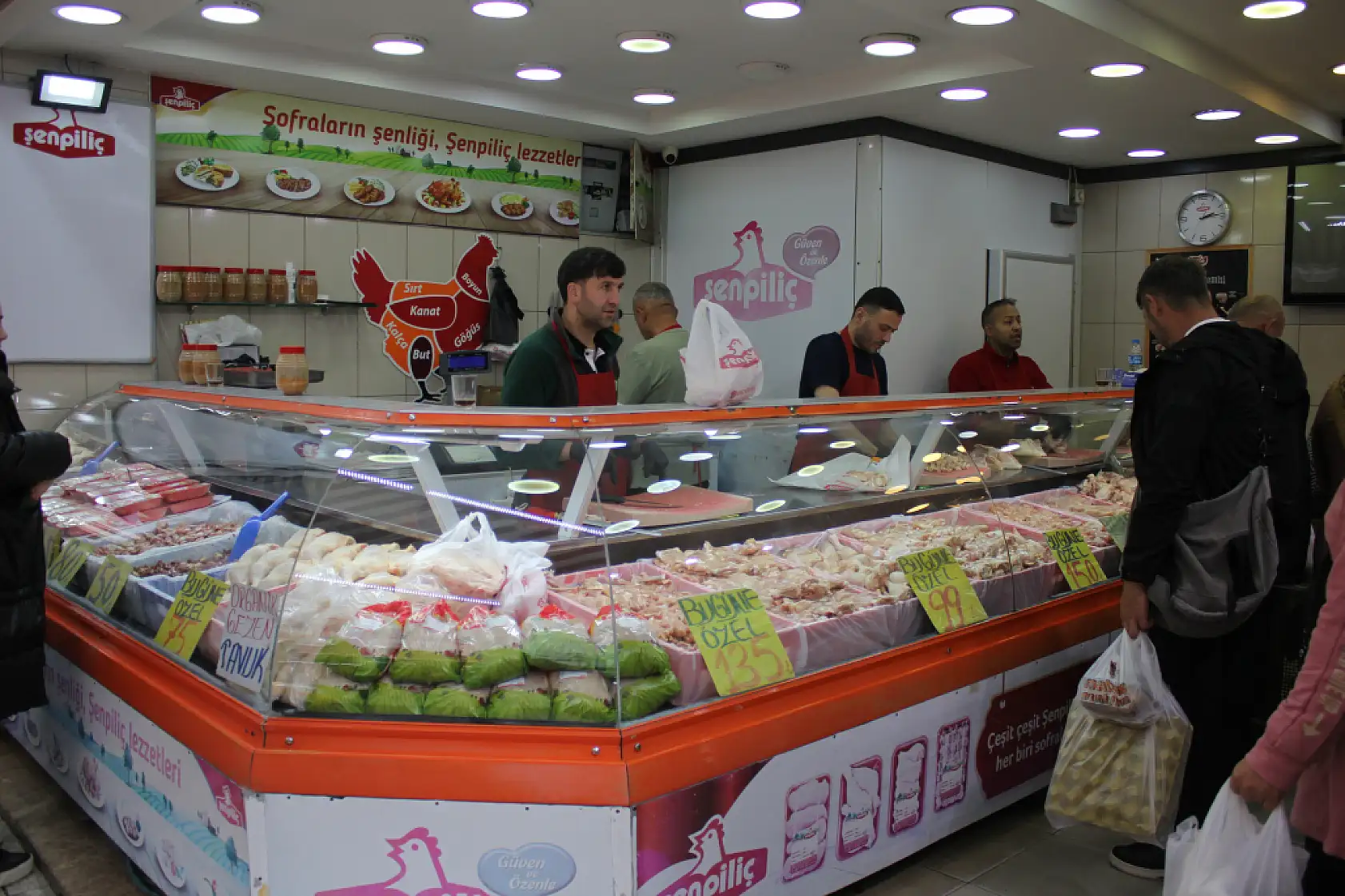 Balık sezonu açıldı tavuk satışlarında düşüş var mı?