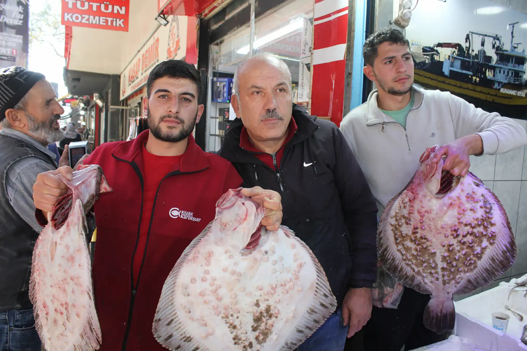35 Yıllık Balıkçı Anlattı Kalkan Balığının Sırları Say Say Bitmiyor!