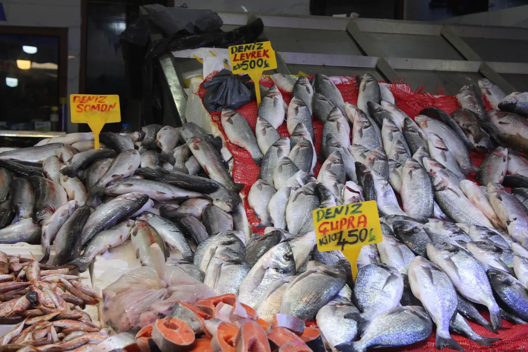 Et ve tavuk alamayanlara balıkçıdan çağrı