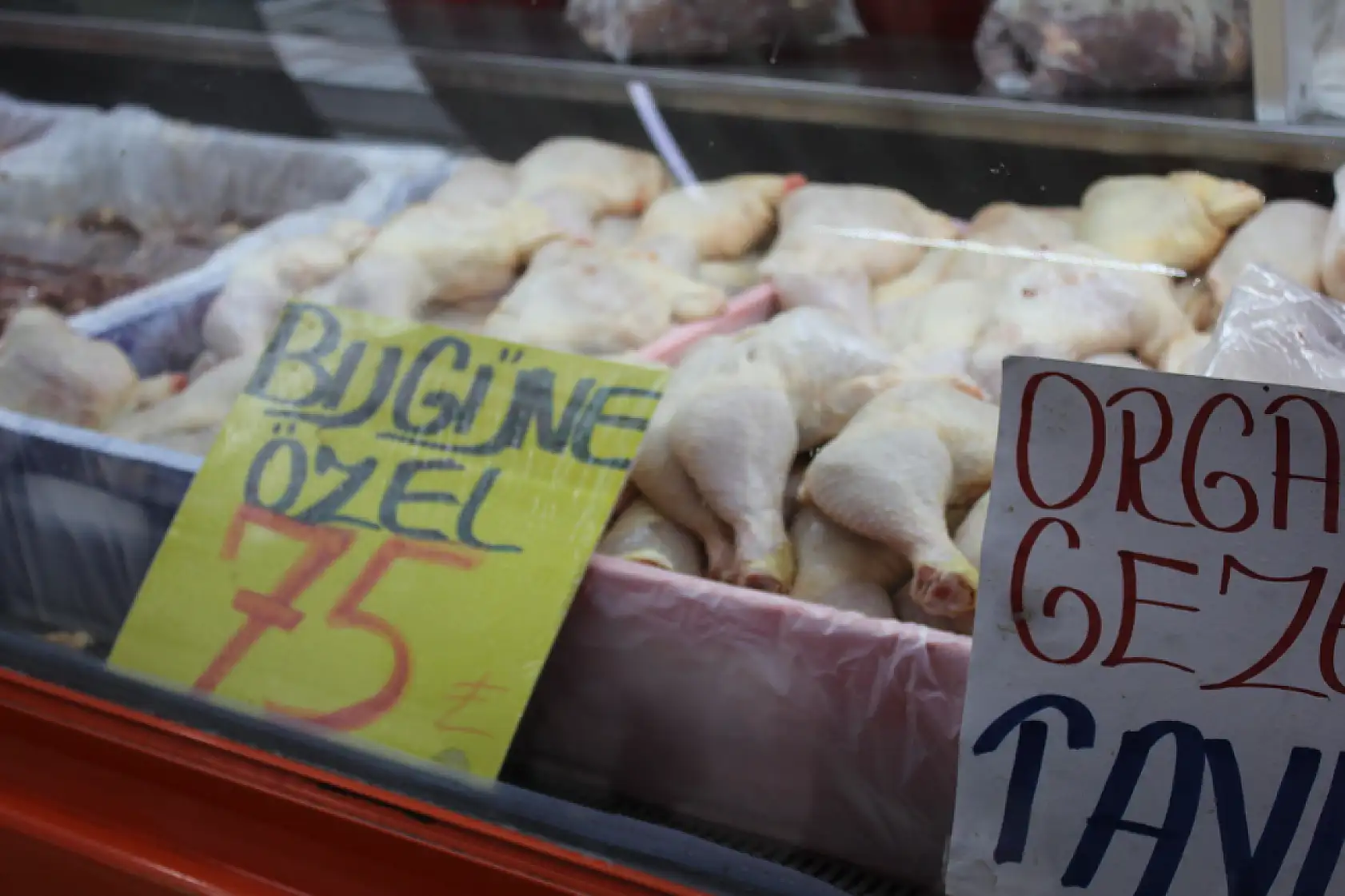 Balık sezonu açıldı tavuk satışlarında düşüş var mı?