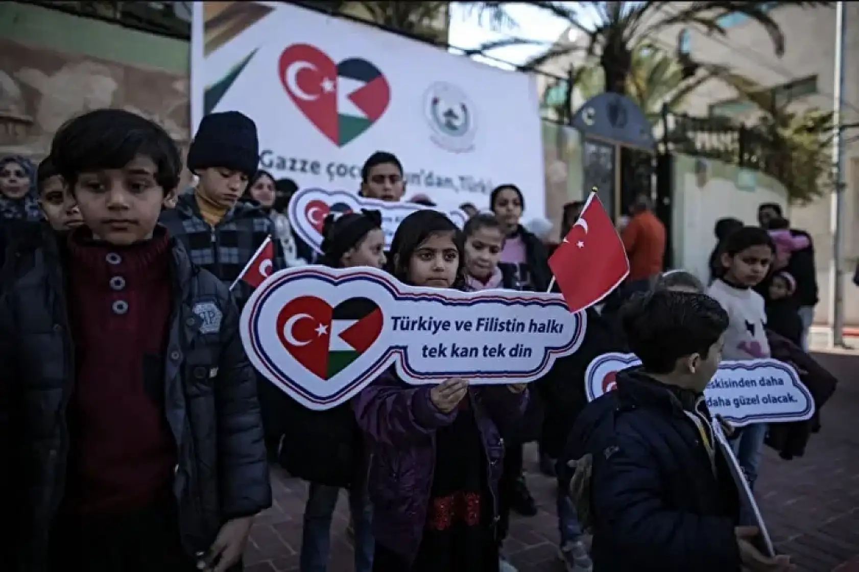 Milli Futbolcular, Filistinli Çocuklarla Sahaya Çıkacak